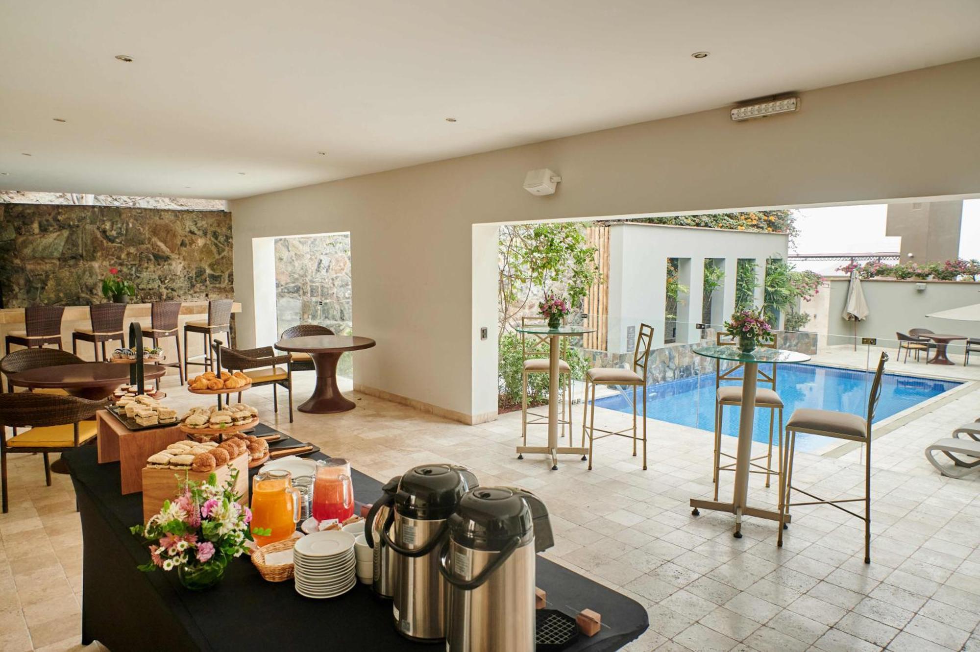 Casa Andina Premium Golf Los Incas Лима Экстерьер фото